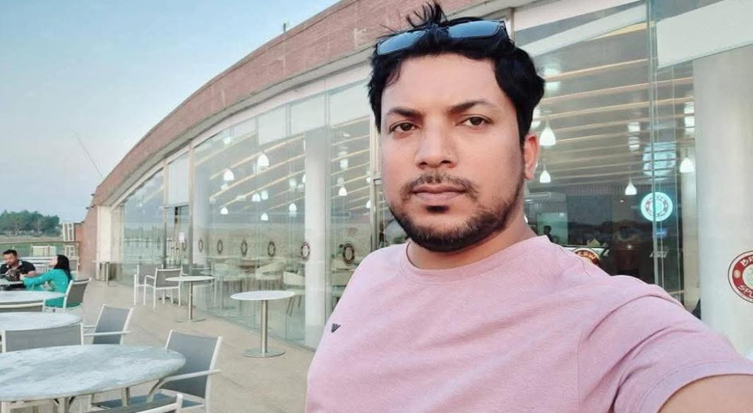 নিহত মনি চক্রবর্তী